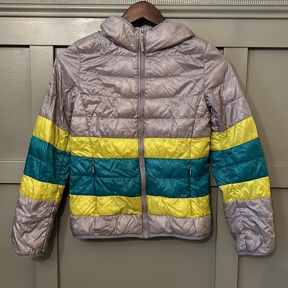 UNIQLO Ultra Light Down Puffer Jacket Coat Hooded Silver Yellow Green Sz Small - Picture 7 of 7